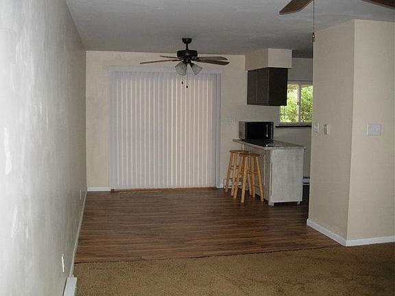 5th image of 373 Butterfield Dr