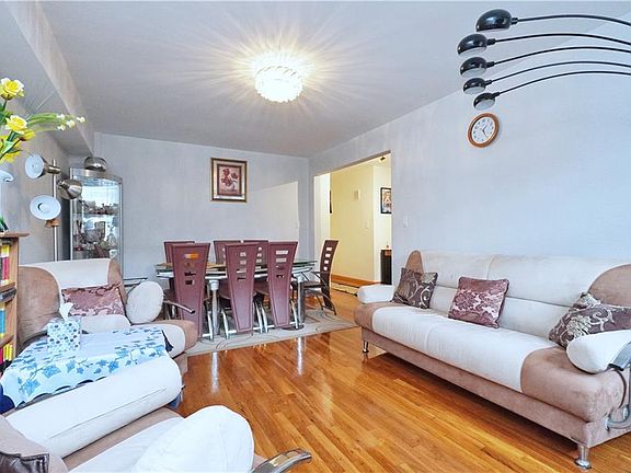 4th image of 2250 Brigham St #2L