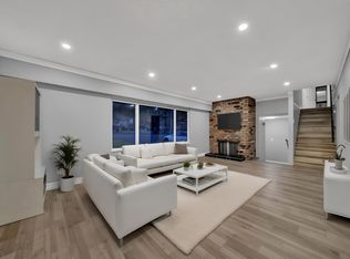 7085 140a St, Surrey, BC V3W5L4