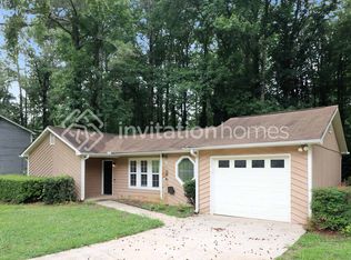 3106 Palomino Dr, Powder Springs, GA 30127