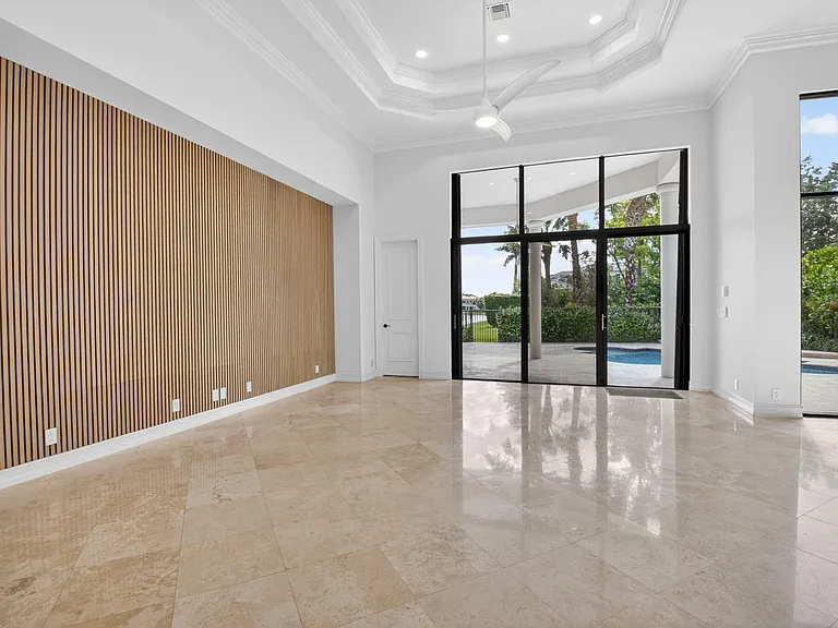 17921 Villa Club Way — Photo 20