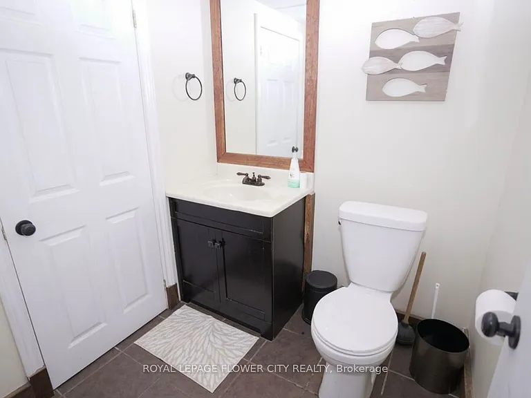 67 Regency Dr — Photo 12