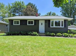 933 Greenwood St, Middleville, MI 49333