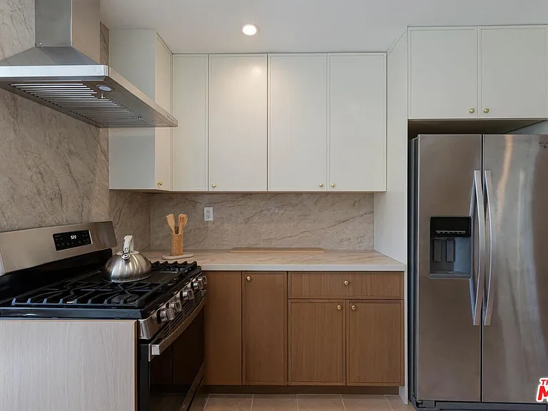 4147 Marcasel Ave — Photo 17