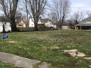 216 W Cedar St, Sumner, IL 62466