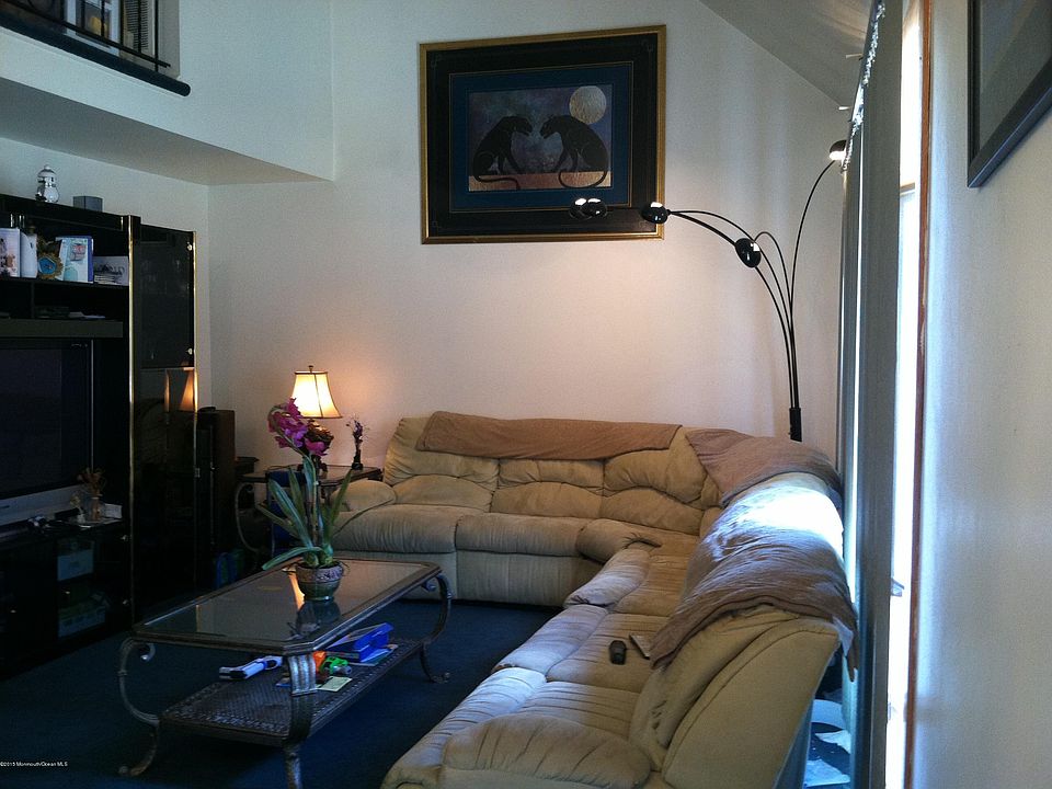 2nd image of 241 W Hearth Court