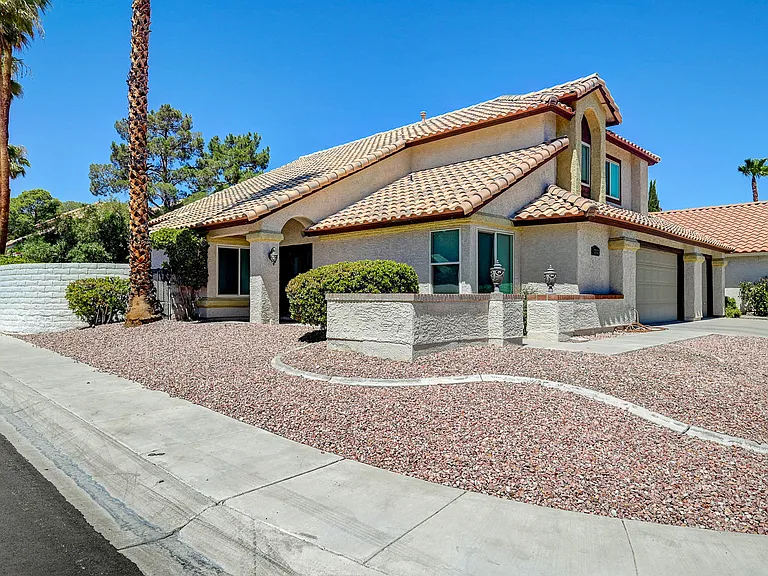 2733 Brookstone Ct — Photo 4