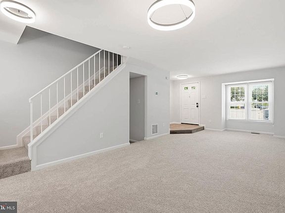 2nd image of 8929 Rosewood Way