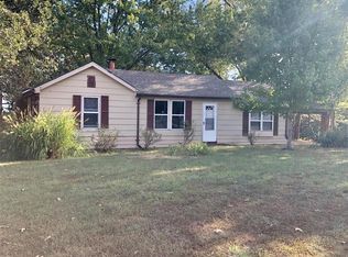 8276 State Route Dd, Bloomsdale, MO 63627