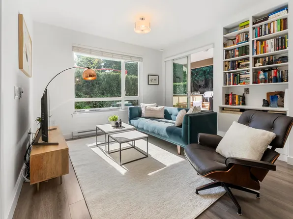 2382 Atkins Ave #116, Pt Coquitlam, BC V3C 0G7