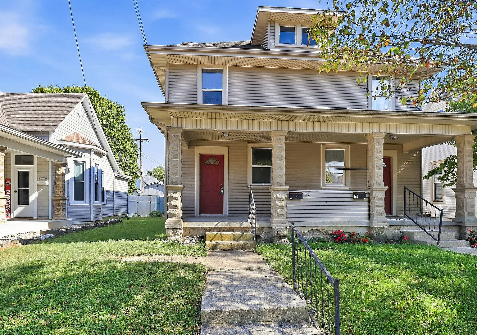 128-130 Logan Ave — Photo 1