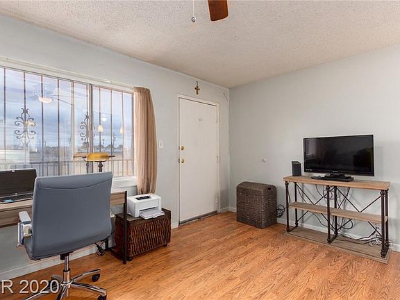 5th image of 4600 University Center Dr APT 266