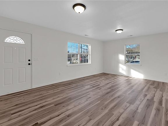 4th image of 1521 N 15th St