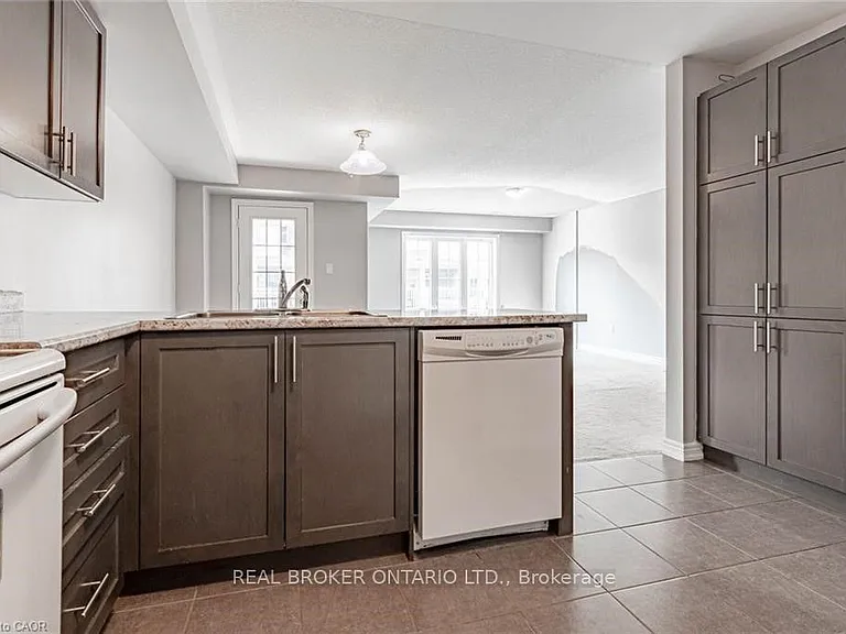 420 Linden Dr #31 — Photo 10