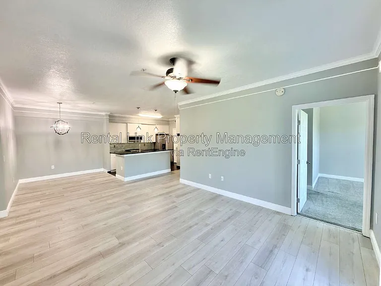 11530 Villa Grand #1115 — Photo 8