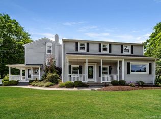 487 W Avon Rd, Avon, CT 06001