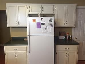 4th image of 727 Avenue F