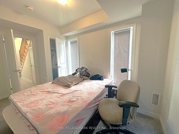 5th image of 18 Lavinia Rd