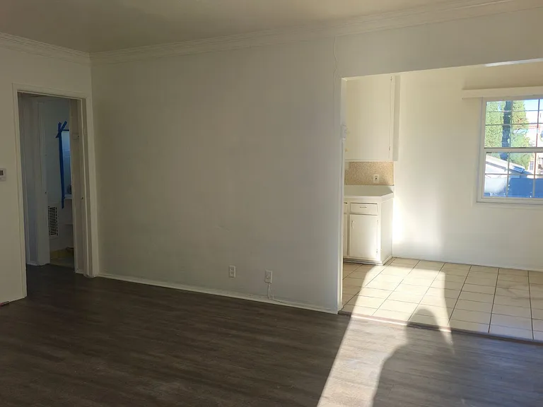 1520Norm — Photo 3