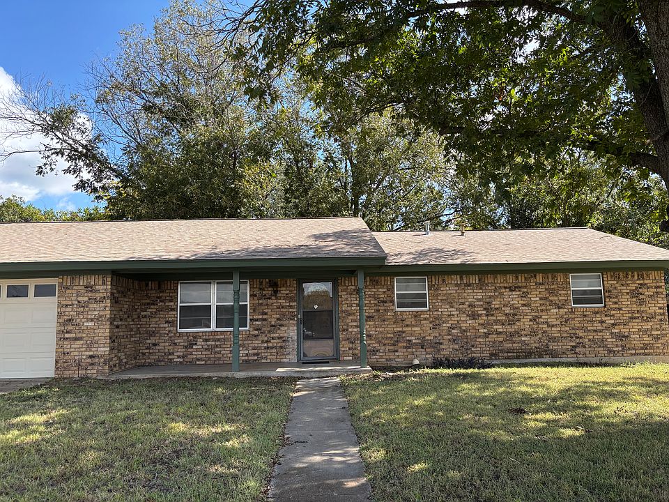1st image of 915 N Dale Ave