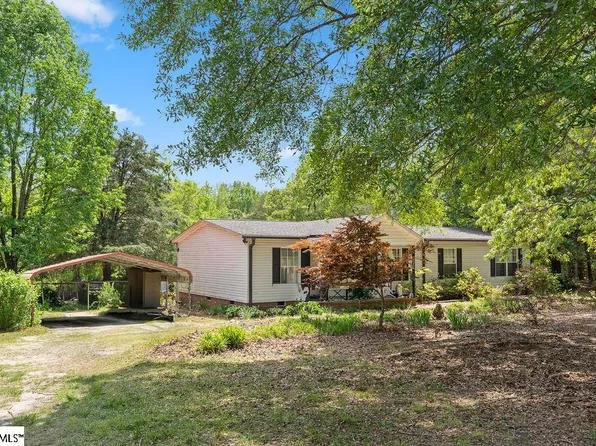 690 Farms Bridge Rd, Inman, SC 29349