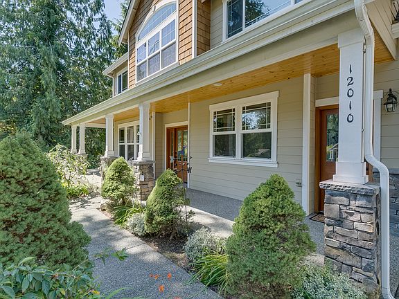 2nd image of 12010 Robinhood Ln