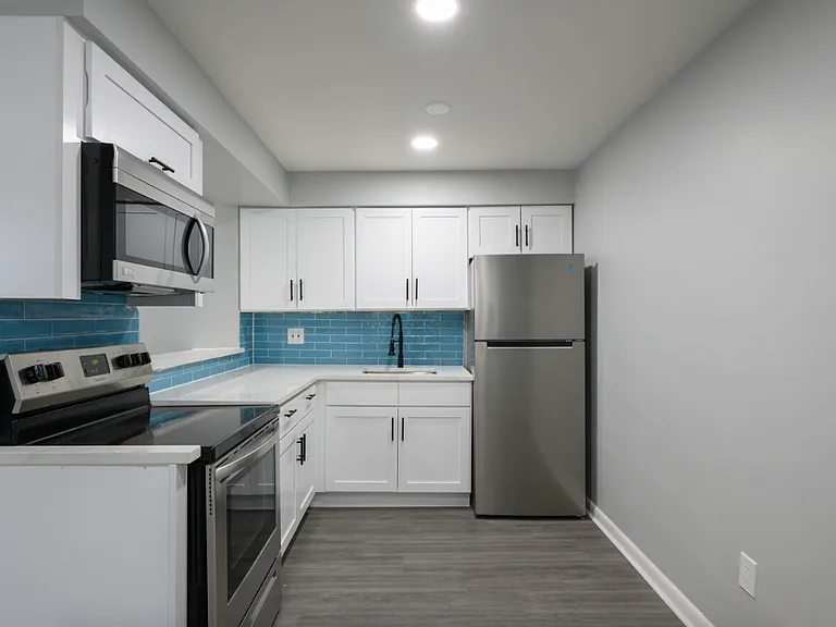 3315 Old Capitol Trl #K10 — Photo 5