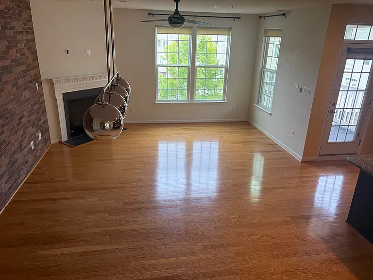 3190 Yeager Dr — Photo 5
