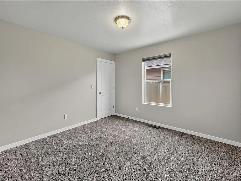 3914 W Meadowpine St — Photo 17