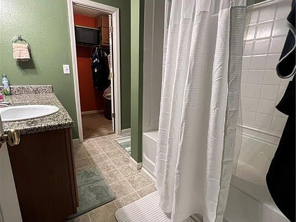 4th image of 3530 Swanley Dr