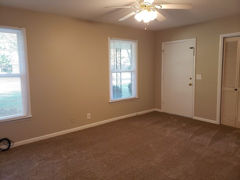1st image of 2309 Hillmont Dr