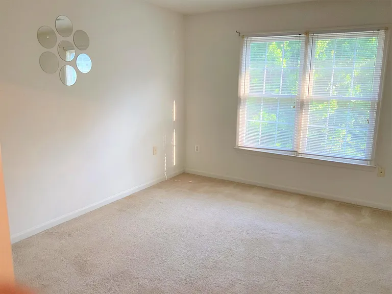 19 Sunrise Valley Ct — Photo 19