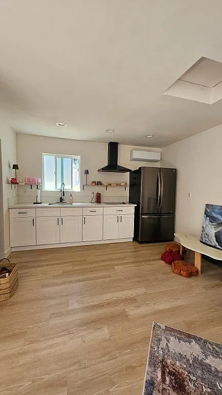 Studio, 371 sqft, $1,800 — Photo 4