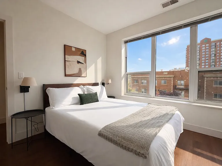 1042 N Cass St #306 — Photo 19