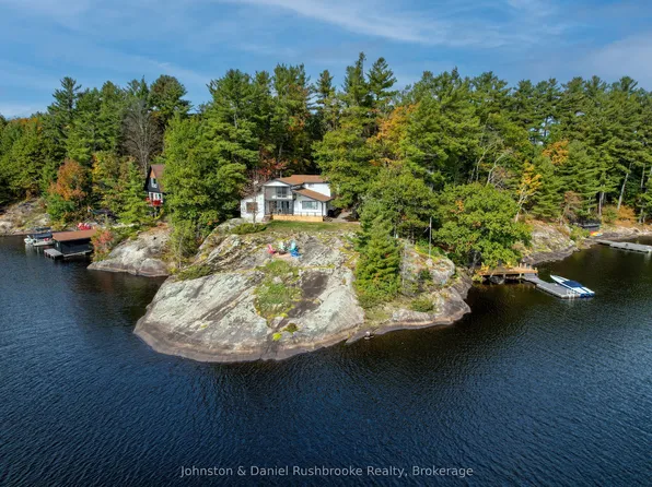 1042 El Kee Point Ln, Muskoka Lakes, ON P0B 1J0