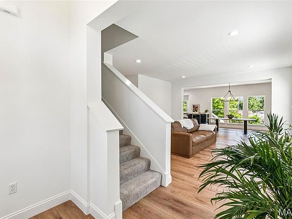 2nd image of 119 Monica Dr