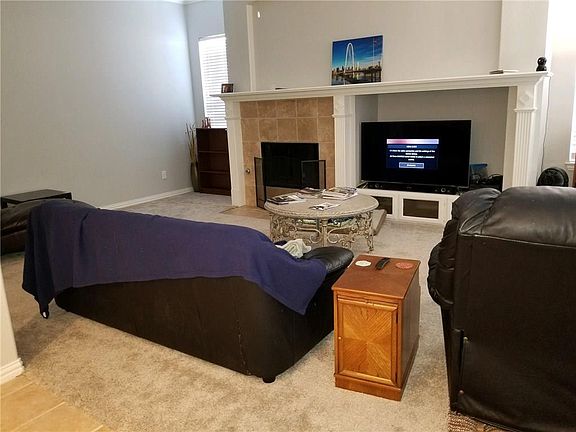 3rd image of 8614 Elm Valley Dr