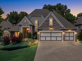 10608 S Nandina Ct, Jenks, OK 74037