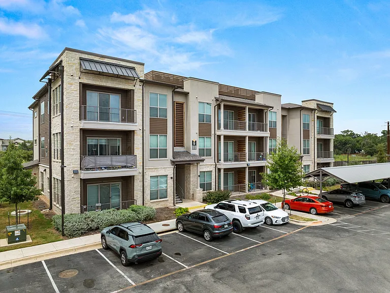 The Haywood Apartments — Photo 22