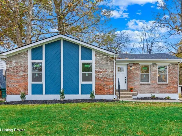 8308 Woodsman Ct, Louisville, KY 40219