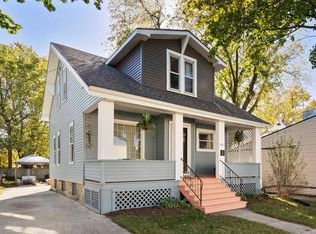 725 Clara Ave, Sheboygan, WI 53081