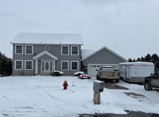 280 Rome Ct, Almont, MI 48003