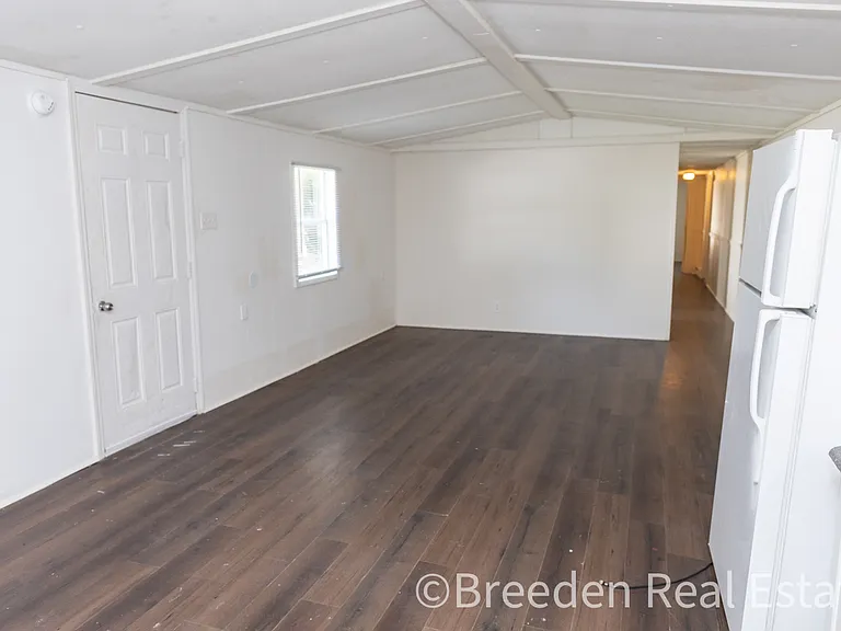 3025 Trophy Ct — Photo 3