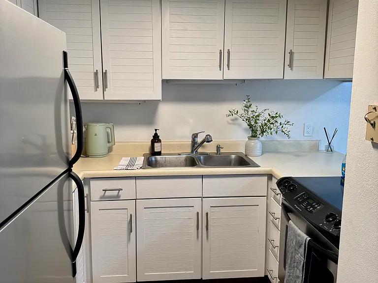 100 Midland Ave #403 — Photo 12
