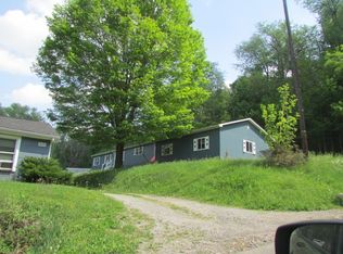 3675 E Main St, New Waterford, OH 44445