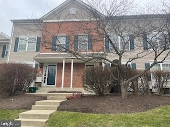 802 Purple Martin Ct #212, Warrington, PA 18976