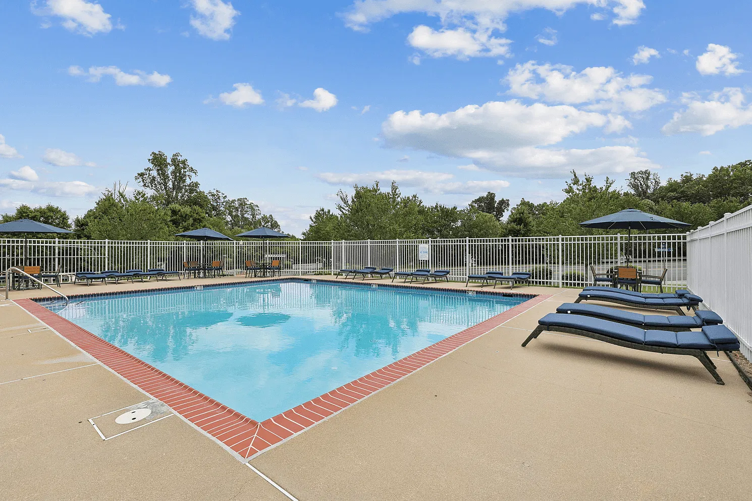 England Run Townhomes — Photo 3