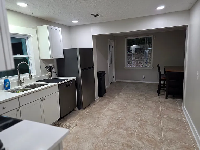 4453 Pharr Ave — Photo 15