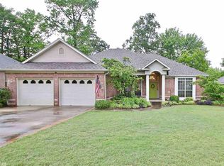 108 Beaulieu Ct, Maumelle, AR 72113