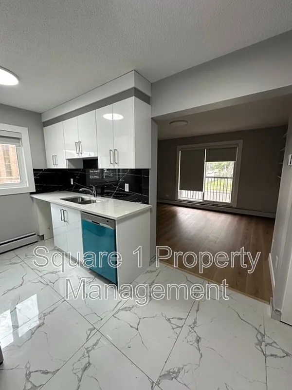 Westmount — Photo 3